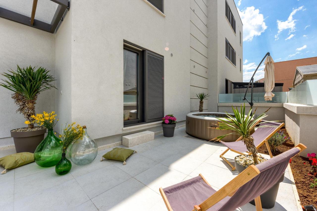Lunula Residence Zadar Bagian luar foto