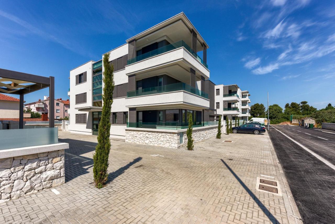 Lunula Residence Zadar Bagian luar foto
