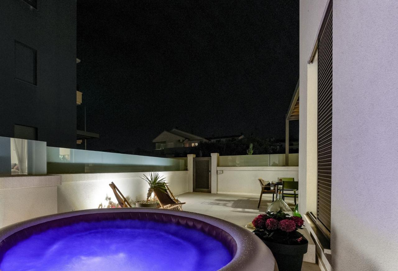 Lunula Residence Zadar Bagian luar foto